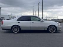 TOYOTA CROWN MAJESTA 1999