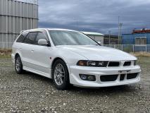 MITSUBISHI LEGNUM 2002