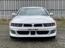 MITSUBISHI LEGNUM 2002