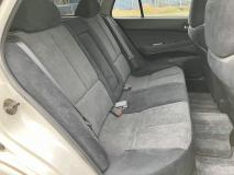 MITSUBISHI LEGNUM 2002