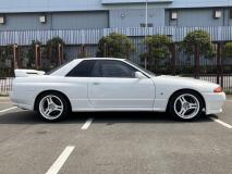 NISSAN SKYLINE GT-R 1989