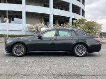 TOYOTA CROWN HYBRID 2018