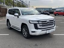 TOYOTA LAND CRUISER 2023