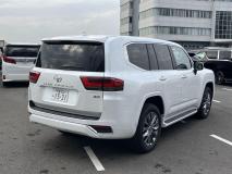 TOYOTA LAND CRUISER 2023