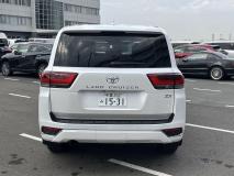 TOYOTA LAND CRUISER 2023