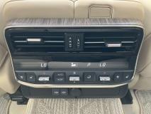 TOYOTA LAND CRUISER 2023