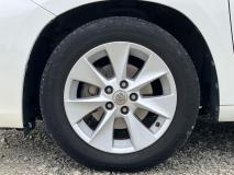 TOYOTA VELLFIRE 2009