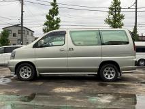 NISSAN ELGRAND 1999