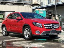 MERCEDES BENZ GLA 2017