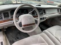 LINCOLN TOWNCAR 1997