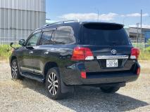 TOYOTA LAND CRUISER 2013