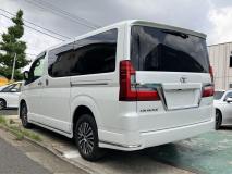 TOYOTA Granace 2021