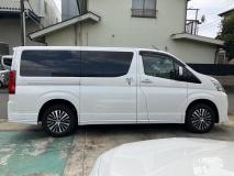 TOYOTA Granace 2021