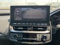 TOYOTA CROWN HYBRID 2021