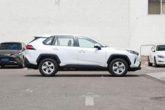 TOYOTA RAV4 2024