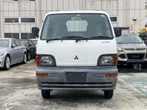 MITSUBISHI MINICAB TRUCK 1996
