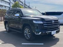 TOYOTA LANDCRUISER 300 2023