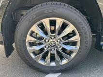 TOYOTA LANDCRUISER 300 2023