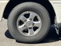TOYOTA LAND CRUISER 100 2000