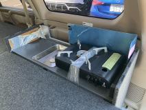 TOYOTA LAND CRUISER 100 2000