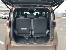 TOYOTA ALPHARD HYBRID 2023