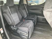 TOYOTA VELLFIRE 2020