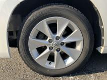 TOYOTA VELLFIRE 2010