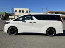 TOYOTA ALPHARD 2020