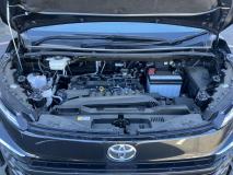 TOYOTA VOXY 2022