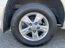 TOYOTA LAND CRUISER 2011