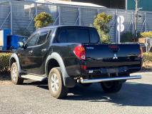 MITSUBISHI TRITON 2006