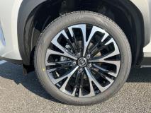 TOYOTA YARIS CROSS 2024