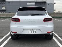 PORSCHE MACAN 2018