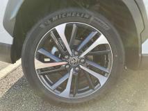 TOYOTA Corolla Cross 2025