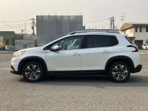 PEUGEOT 2008 2017