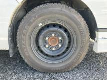 NISSAN NV350 CARAVAN 2013