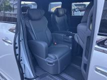 TOYOTA ALPHARD 2023