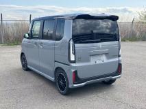 HONDA N BOX CUSTOM 2024