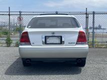 TOYOTA CROWN MAJESTA 2001