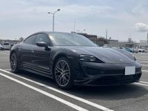 PORSCHE Taycan 2022