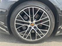 PORSCHE Taycan 2022