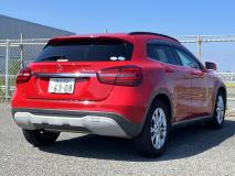 MERCEDES BENZ GLA 2018