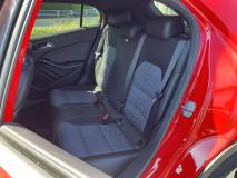 MERCEDES BENZ GLA 2018