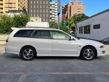 MITSUBISHI LEGNUM 2000