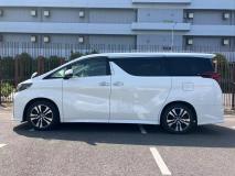 TOYOTA ALPHARD 2022