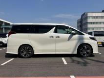 TOYOTA ALPHARD 2022