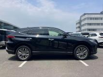TOYOTA HARRIER 2021