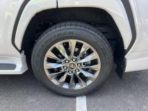 TOYOTA LAND CRUISER 2024