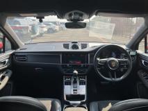 PORSCHE MACAN 2022