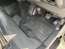 TOYOTA HIACE VAN 2025